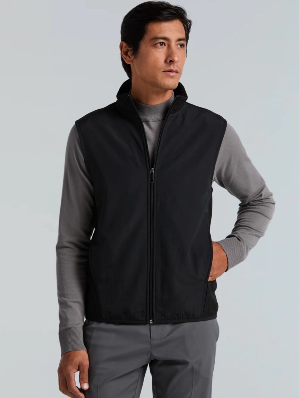 Black Fleece Vest in Size Large